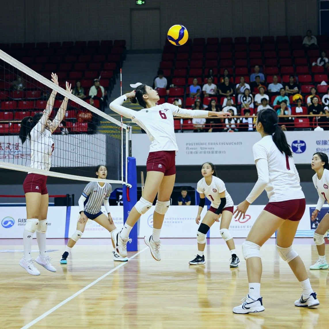 Kentucky vượt Louisville 3-1: Bốn hướng tấn công và khoảnh khắc 29-27