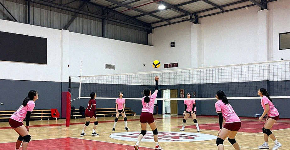 Bóng chuyền nam thế giới 2026: Tám câu lạc bộ, bốn châu lục và một khoảng cách chưa được đo