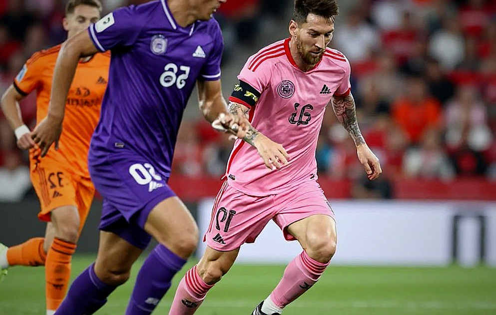 Ba ngày chuẩn bị, một bàn thắng từ không khí: Điều gì ẩn sau chiến thắng 1-0 của Việt Nam trước Philippines?