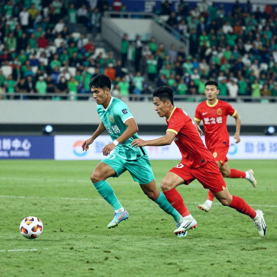 Hà Nội FC 2-1 Công an Hà Nội: bốn phút sau bàn gỡ hòa và khoảng trống sau lưng Đình Bắc