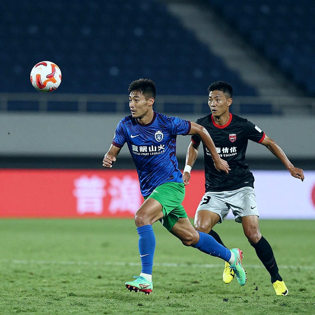 HAGL – SLNA vòng 5 LPBank V.League: 11 bàn thua sau 4 vòng và giới hạn của một lối chơi mở
