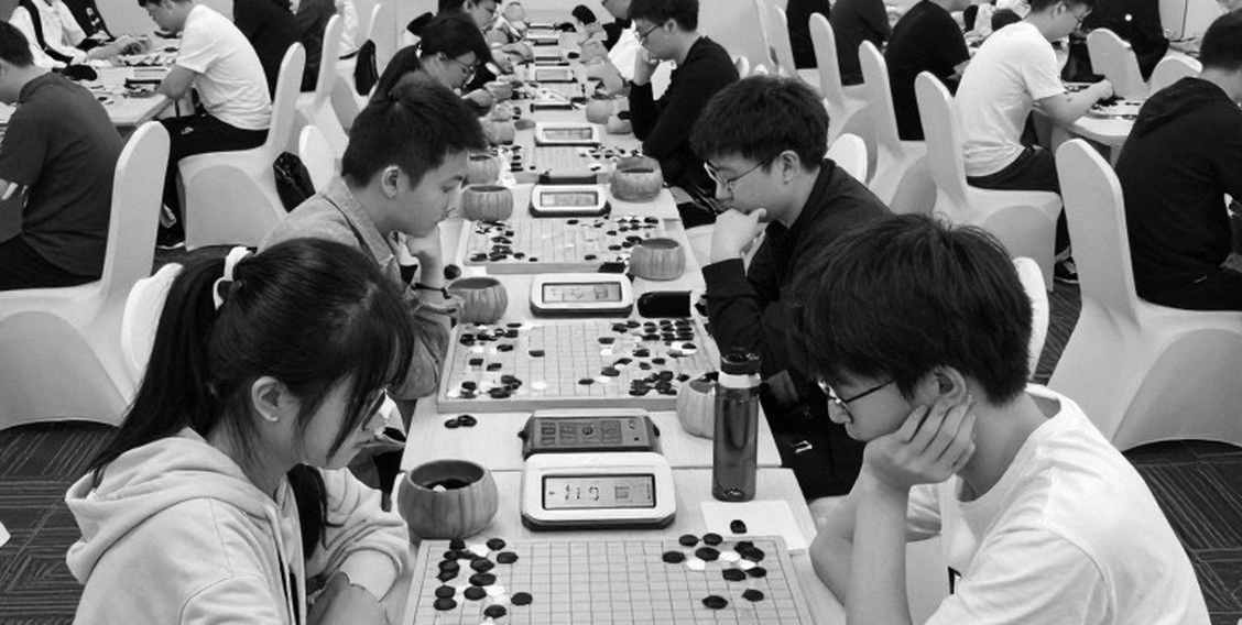 Karsten Müller và 25 năm ChessBase: Bản giao hưởng cuối game của một huyền thoại Karsten Müller và 25 năm ChessBase: Bản giao hưởng cuối game của một huyền thoại